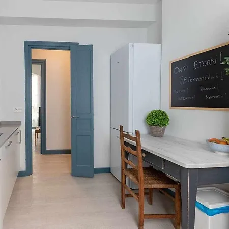 Apartament Kuia En El Centro De Al Lado Del Metro Barakaldo