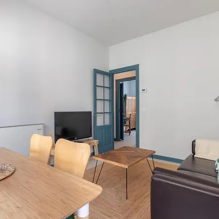 Apartament Kuia En El Centro De Al Lado Del Metro